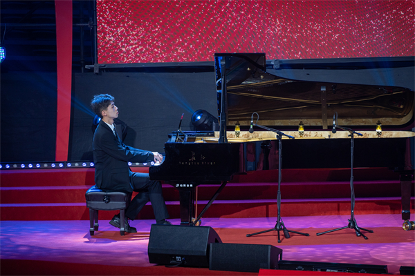 图3 精彩瞬间.jpg